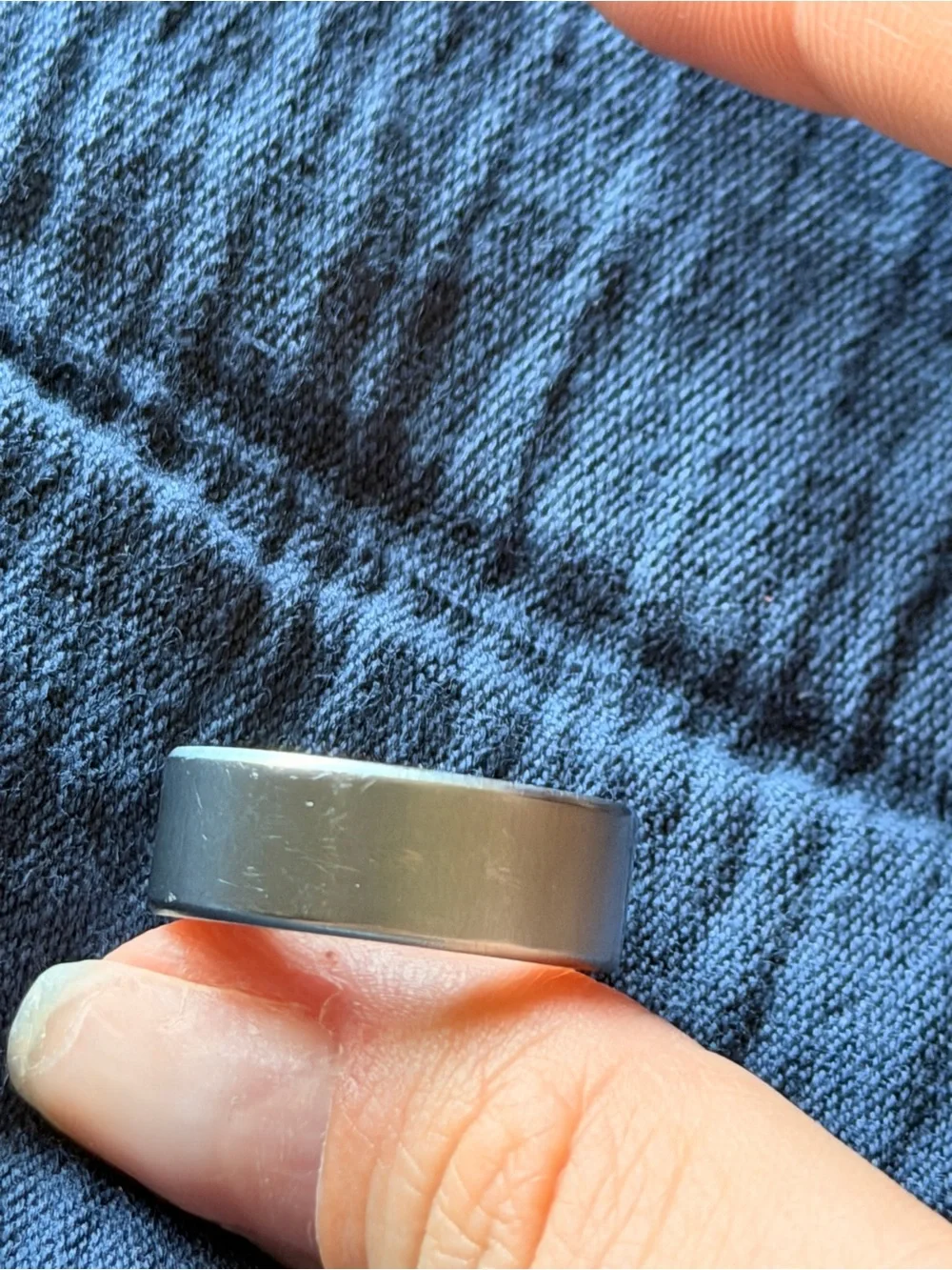 Oura ring 4 brushed silver, size 6 - working perfectly